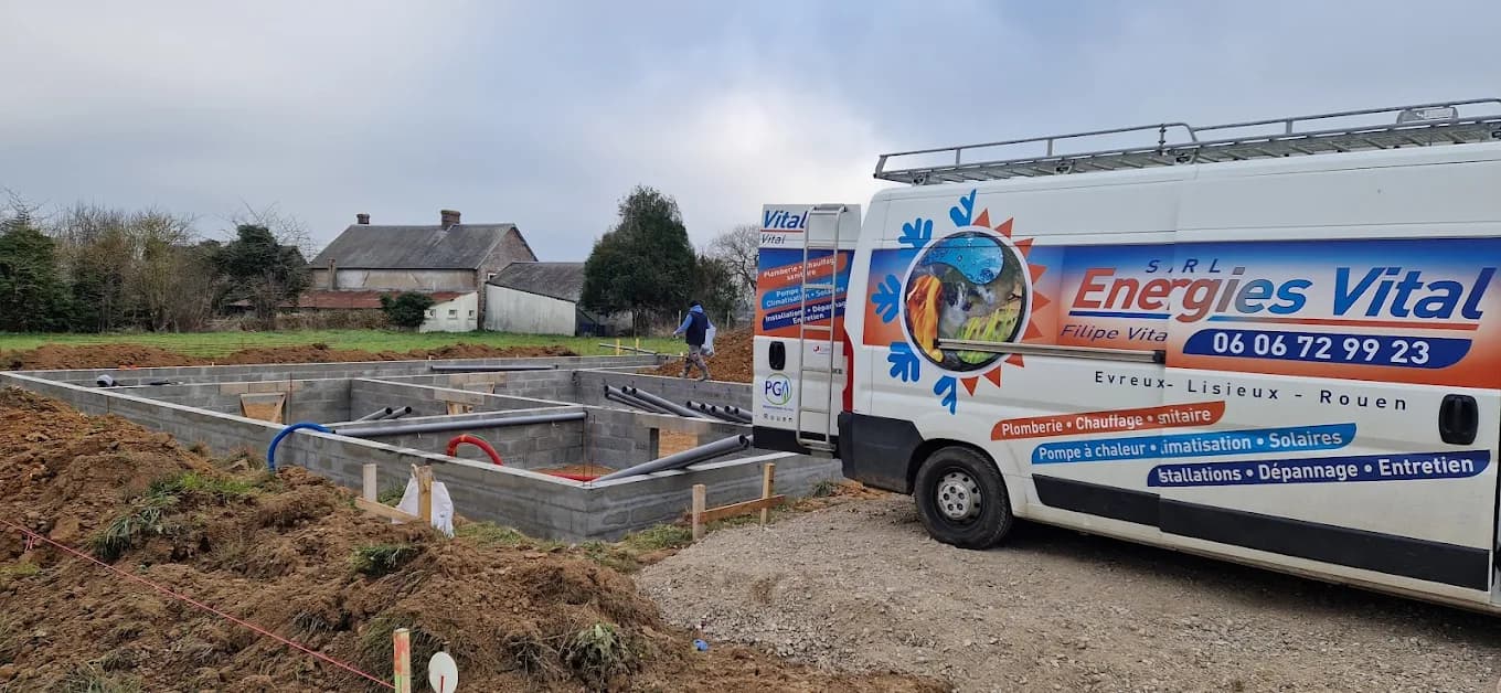 Véhicule Energies Vital — intervention plomberie et chauffage